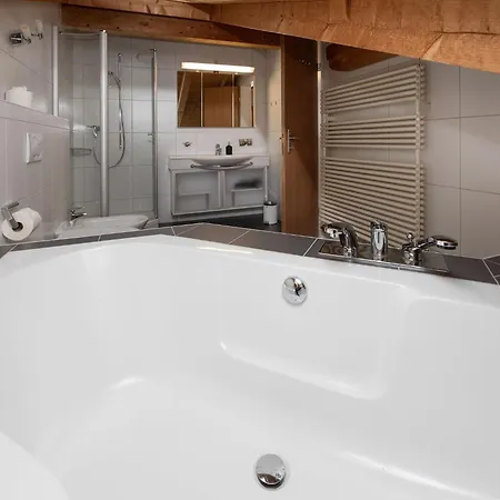 Tuffstein By Interhome جريندلوالد